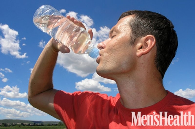Voda kot hranilo (foto: Shutterstock.com)