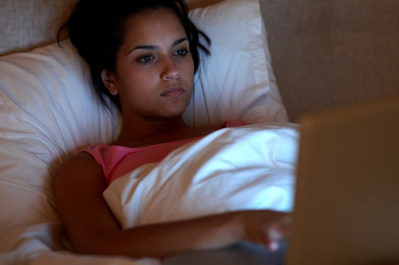 Ne morete shujšati? Kriv je lahko vaš ritem spanca! (foto: Shutterstock.com)