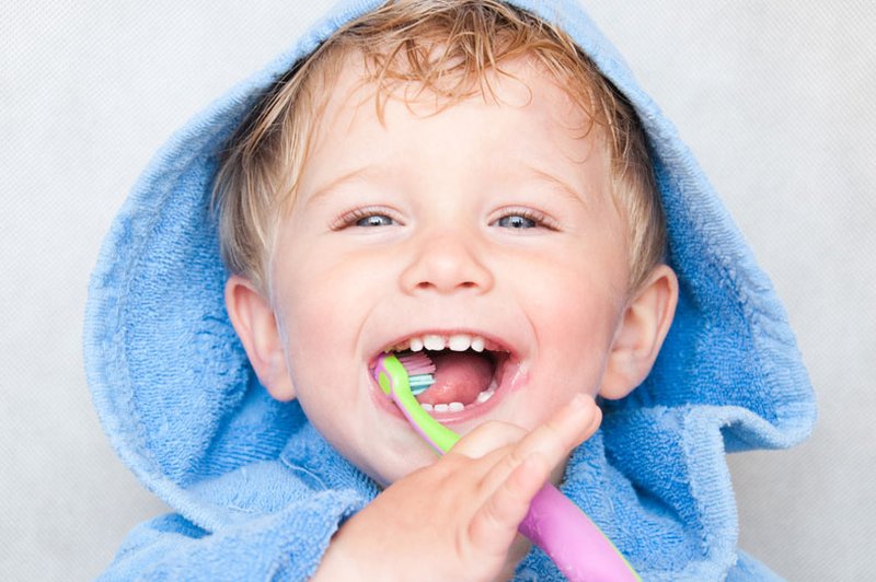 Se pri umivanju zob radi zabavate? (foto: Shutterstock.com)