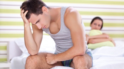 5 razlogov zakaj se nekateri moški v postelji počutijo kot zgube