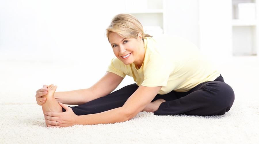 Joga - preventiva in pomoč pri osteoporozi (foto: Shutterstock.com)