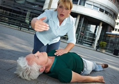 Kako ukrepati v primeru možganske kapi