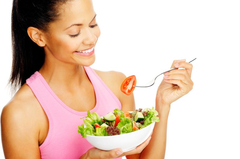 Paleo način prehranjevanja: preprosto se ravnajte po občutku in poslušajte, kaj vam sporoča telo. (foto: Shutterstock.com)