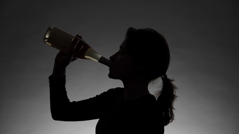 Uživanje alkohola se v Sloveniji povečuje