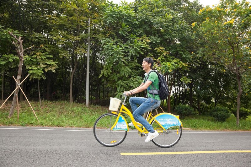Okrepite hrbet in sklepe s kolesarjenjem (foto: Shutterstock.com)