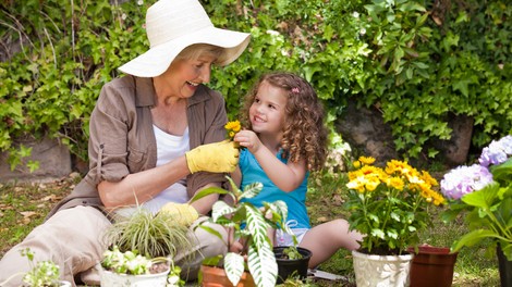Vrtnarjenje za boljši spomin, zdravo srce in trdne kosti
