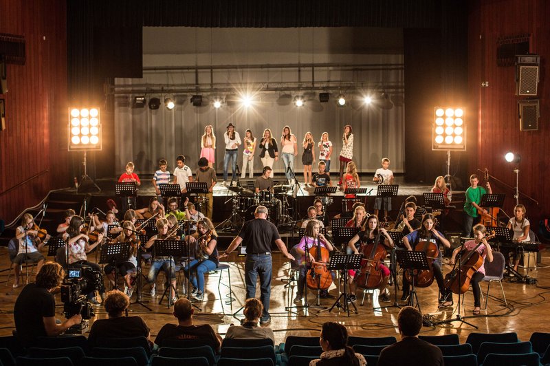 Superhearo orchestra – mladi talenti v Telekomovi jesenski kampanji (foto: promocijski materijal)
