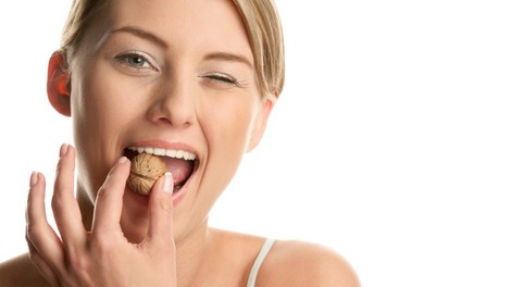 Za vitkost in dobro zdravje –  jejte oreščke!