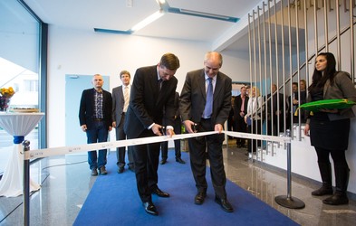 Predsednik RS Borut Pahor otvoril nov center za testiranje in razvoj programov @life