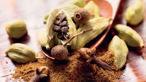 Kardamom (Lat. Elettaria cardamomum): Tretja najdražja začimba na svetu