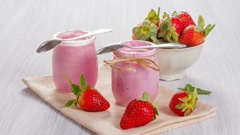 Sadni jogurt - kako zdrav je v resnici?