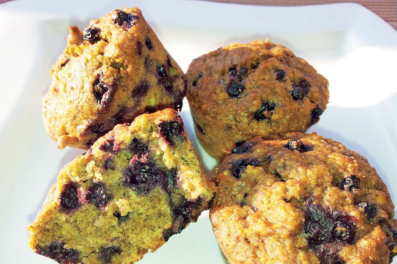 Borovničevi muffini (foto: iz revije Lisa)