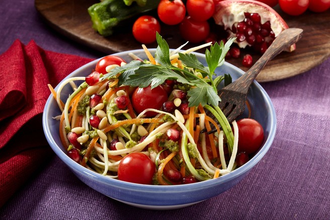Recept: Solata s pastinakom in jabolki