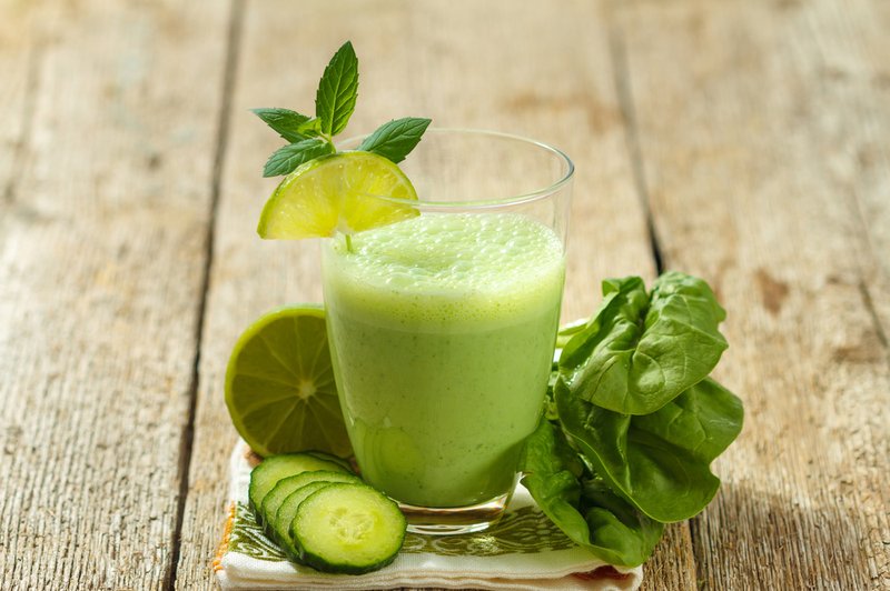 Zeleni smoothie - energija za ves dan (foto: Shutterstock.com)