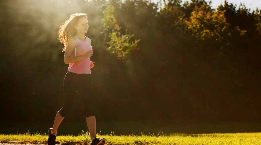 Koliko teka zadošča, da pospešimo metabolizem? (foto: Shutterstock.com)