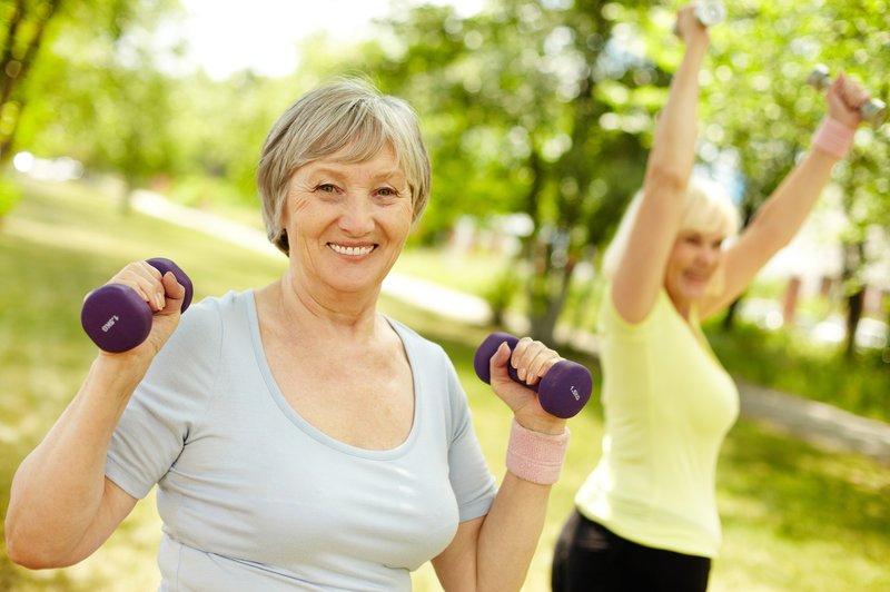 Redna telesna aktivnost veliko pripomore k zdravemu staranju (foto: Shutterstock.com)