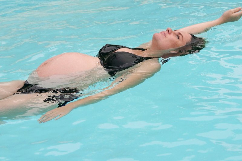 Vadba v vodi za nosečnice (foto: Profimedia)