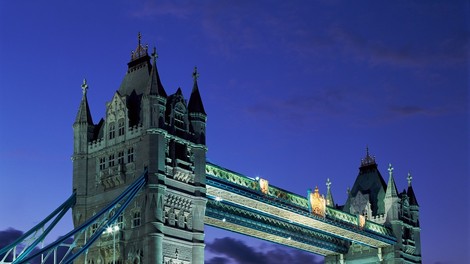 Londonski Tower Bridge praznuje 120 let