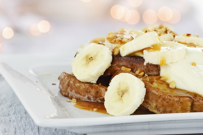 Recept: Toast z mandljevim maslom in banano