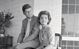 Ljubezenska zgodba: John F. Kennedy in Jackie Bouvier