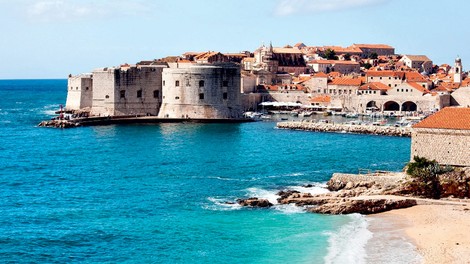 Prodajna razstava v središču Dubrovnika