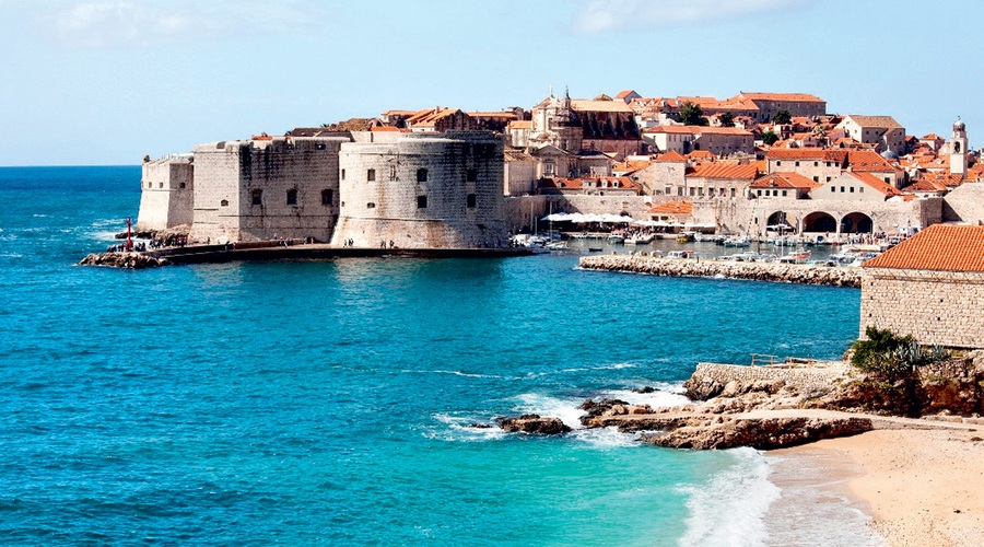 Prodajna razstava v središču Dubrovnika (foto: shutterstock)