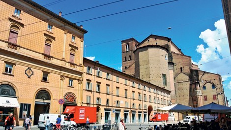 Bologna - najstarejše akademsko mesto v Evropi