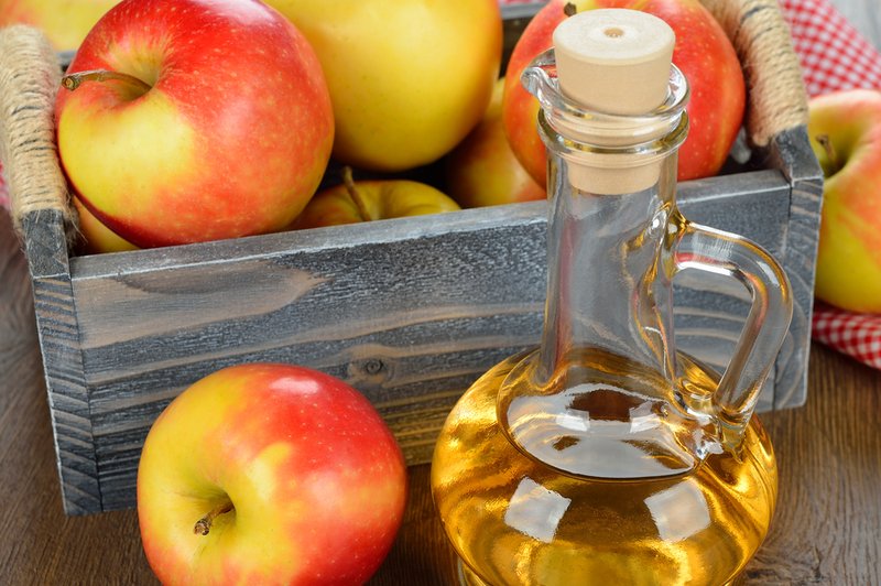 Ali jabolčni kis res pomaga pri hujšanju? (foto: Shutterstock.com)