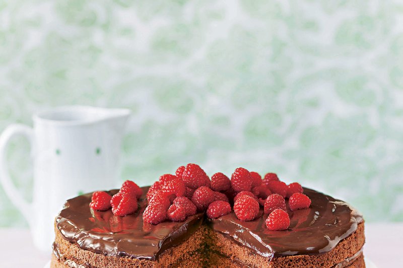 Malinova čokoladna torta (foto: revija Lisa)
