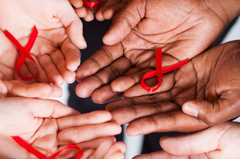 Aids ostaja ena najbolj uničujočih pandemij (foto: Shutterstock.com)