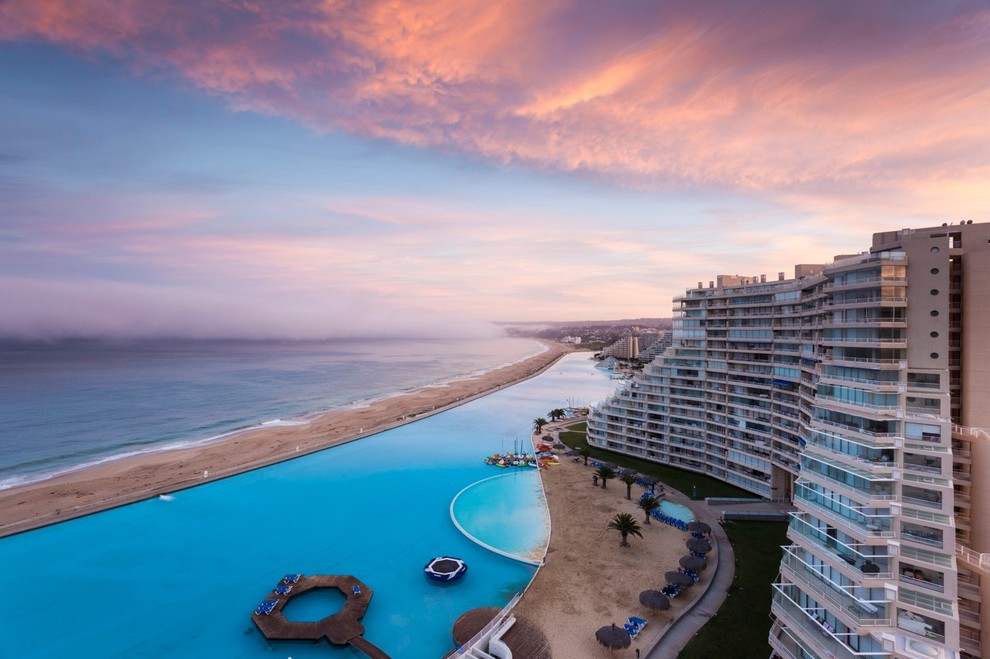 San Alfonso del Mar, Algarrobo, Čile San Alfonso del Mar je zasebno letovišče, ki se razprostira ob pacifiški obali v …