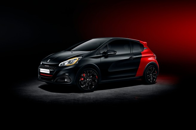 Peugeot 208 - mali lev je nabrusil kremplje