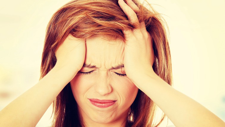 Za glavobolom se lahko skriva marsikaj (foto: Shutterstock.com)