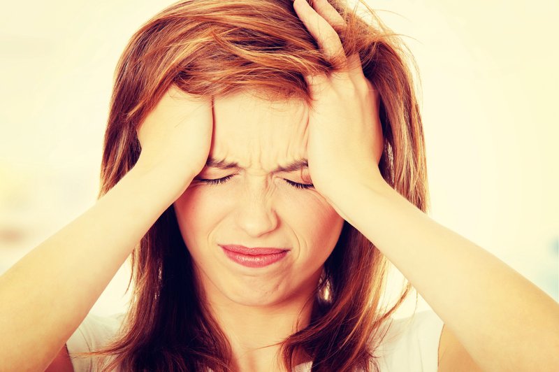 Za glavobolom se lahko skriva marsikaj (foto: Shutterstock.com)