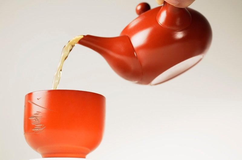 Čaj, ki odlično lajša menstrualne tegobe (foto: profimedia)