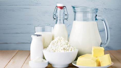 Intoleranca na laktozo: Kako nadomestite mleko, smetano in skuto?
