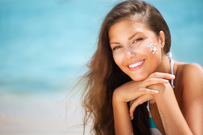 5 domačih pripravkov za nego kože poleti (foto: Shutterstock.com)