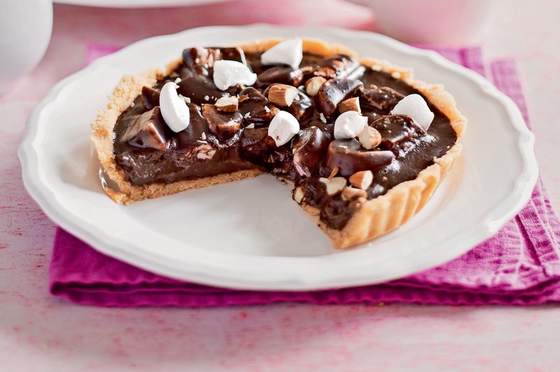 Tortice s čokolado, penicami in mandlji (foto: revija Čarovnija okusa)