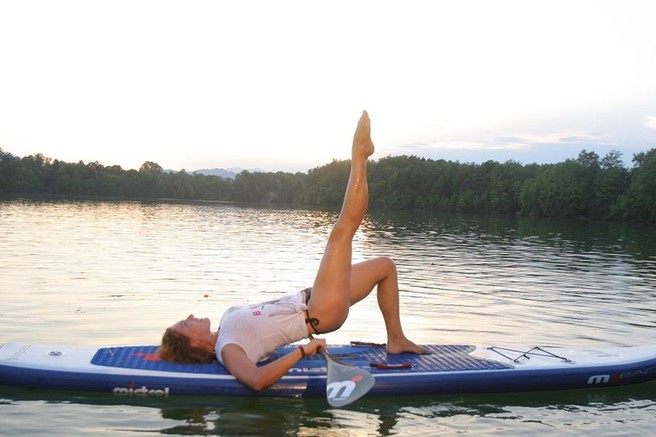 BODY SUP: Trening za povečano kalorično porabo in čvrst trebuh 
