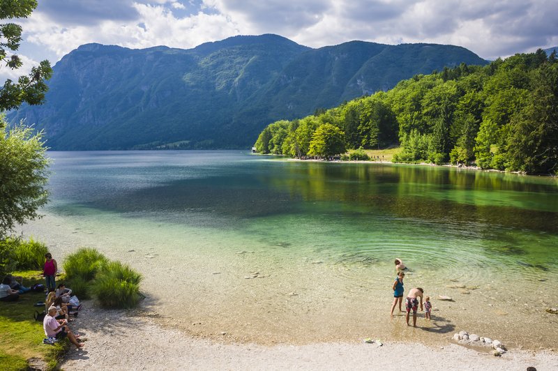 Naravna kopališča v Sloveniji - osvežitev za konec tedna (foto: Shutterstock.com)