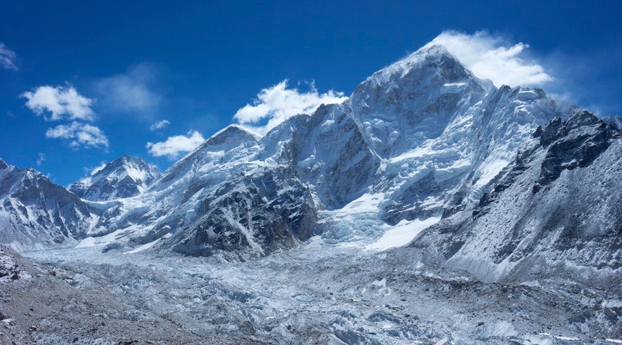 Mount Everest še vedno raste (foto: profimedia)