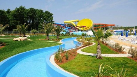 Vodni zabaviščni parki v bližini Slovenije, kjer vas čaka nepozabna zabava