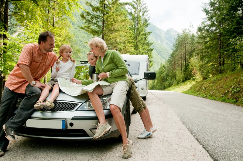 5 zlatih pravil, ki jih je dobro upoštevati na daljši poti z avtomobilom (foto: Shutterstock.com)
