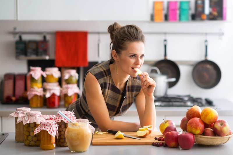 Kako z ustrezno prehrano okrepiti telo pred vstopom v jesen? (foto: Shutterstock.com)