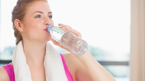 3 pomembni znaki dehidracije, na katere bi morali biti vedno pozorni