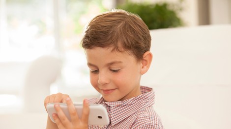 Kdaj je otrok dovolj zrel za mobilni telefon?