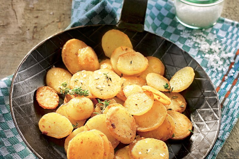 Hrustljavo pečen mladi krompir (foto: stockfood photo)