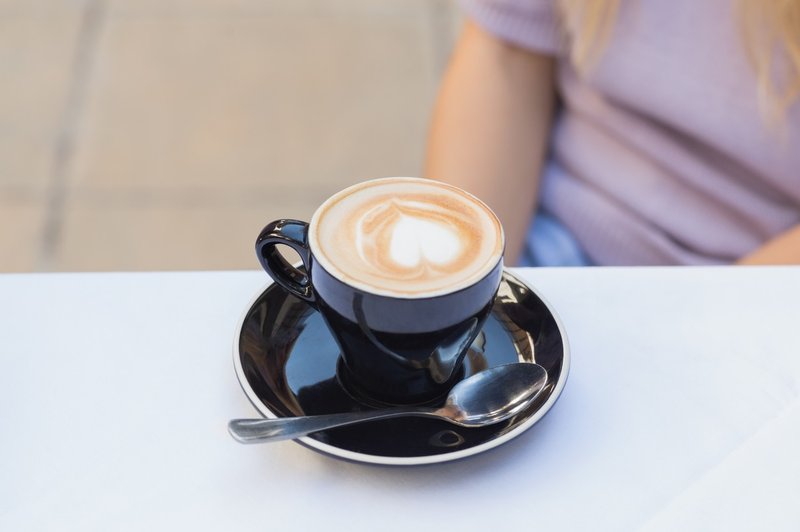 Kako je lahko jutranja kava veliko bolj zdrava? (foto: Profimedia)