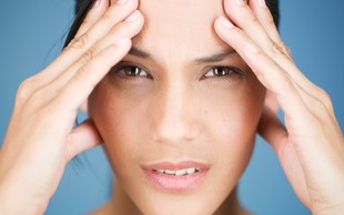 14 stavkov, ki jih raje ne recite osebi, ki se spopada z migrenami