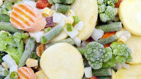 Miti in resnice o zamrznjeni zelenjavi - je sploh zdrava?